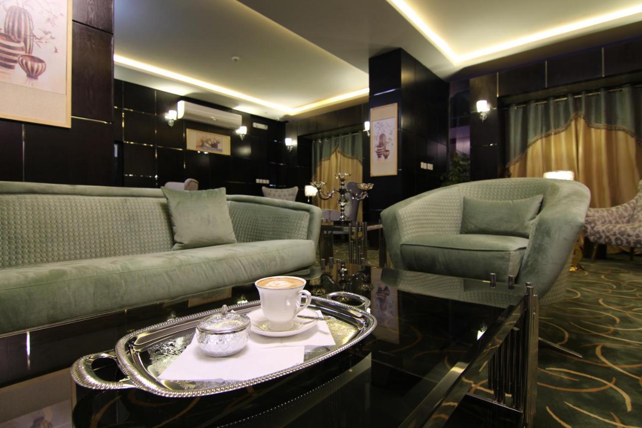 هذا منزلى الحمراء Riadh Exterior foto