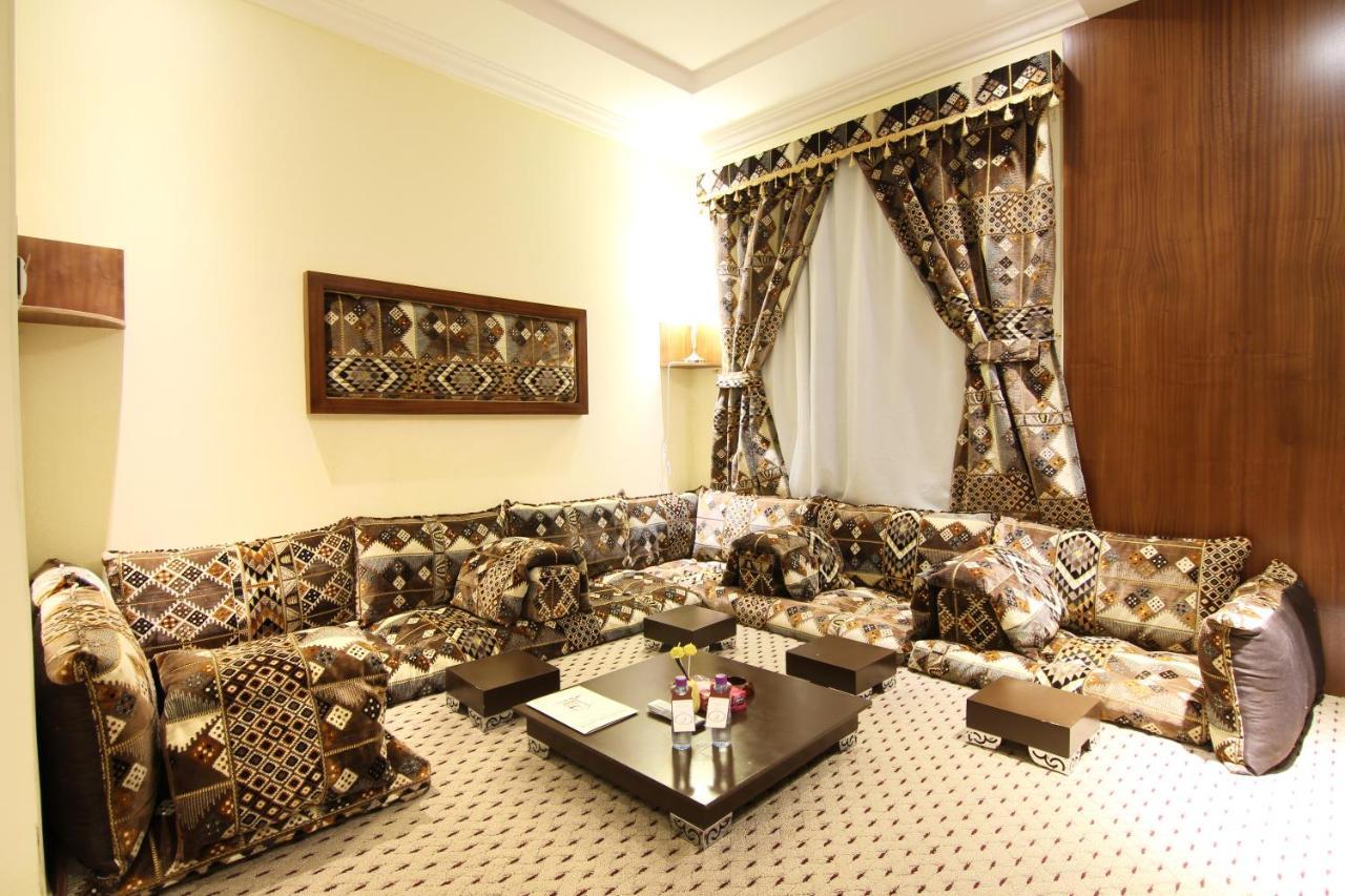 هذا منزلى الحمراء Riadh Exterior foto